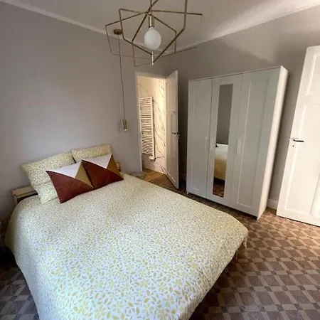 T2 En Rez-de-villa - Stationnement Gratuit Apartment